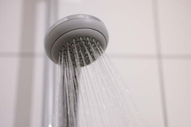 身体と心をリラックスさせるシャワーの浴び方